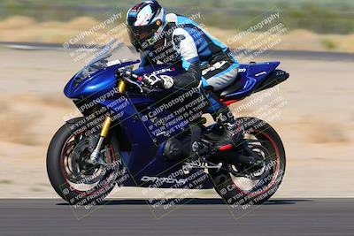 media/Oct-09-2022-SoCal Trackdays (Sun) [[95640aeeb6]]/Turn 3 (930am)/